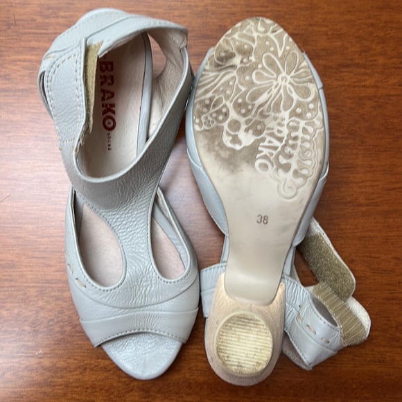 Sandals size EU83 US7 soft buttery leather - Picture 5 of 6